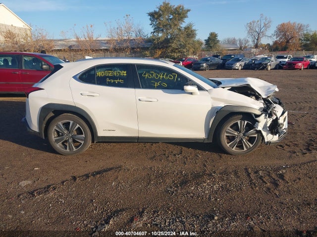 Lexus UX 250H 2020 JTHP9JBH0L2033830 Image 13