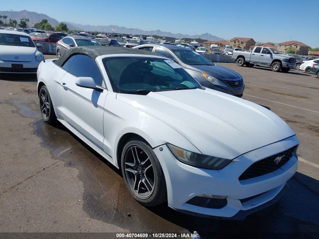 Ford Mustang V6 2015 1FATP8EM9F5414804 Image 1