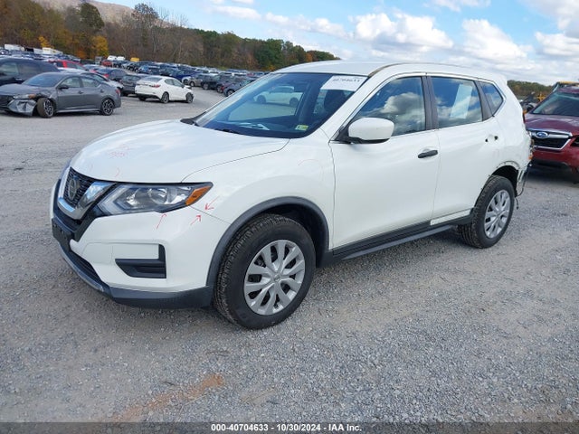 Nissan ROGUE S 2018 KNMAT2MVXJP517909 Image 2
