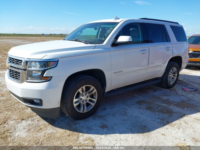 Chevrolet Tahoe Lt 2017 1GNSKBKC5HR273388 Image 2