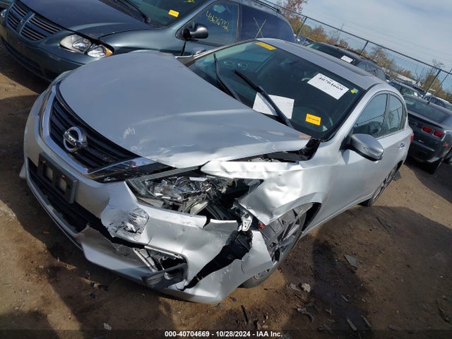 Nissan Altima 2.5 Sv 2017 1N4AL3AP9HC239295 Image 2