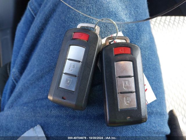 JA4AZ3A30GZ016607 Mitsubishi Outlander Es/se/sel