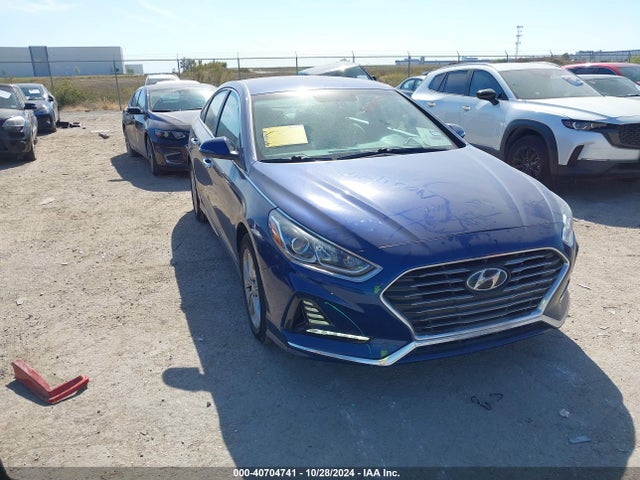 2018 5NPE34AF1JH656977 main image