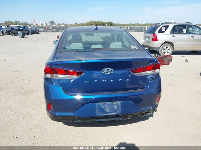 Hyundai SONATA SEL 2018 5NPE34AF1JH656977 Image 16