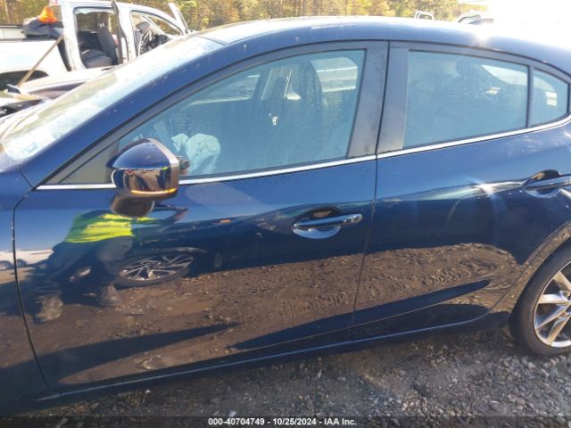 3MZBN1M38JM223483 Mazda 3 Grand Touring