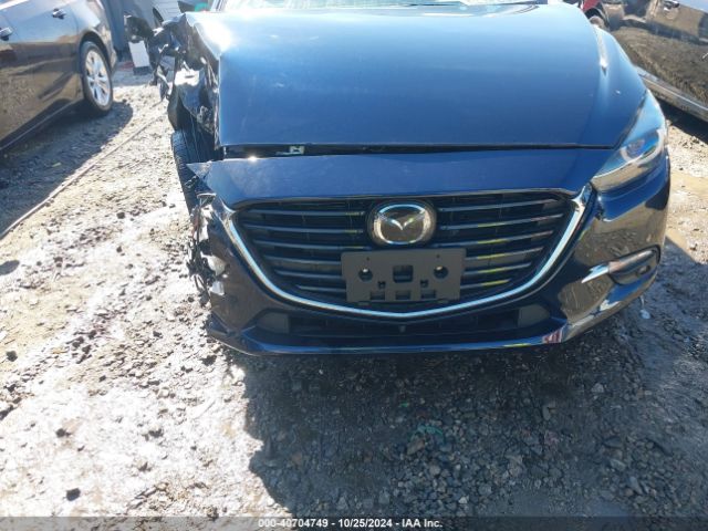 3MZBN1M38JM223483 Mazda 3 Grand Touring