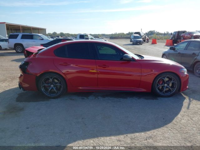 ZARFAMBN4L7637675 Alfa Romeo Giulia Ti Sport Carbon Rwd