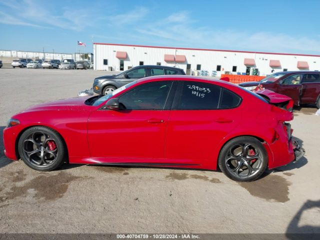 ZARFAMBN4L7637675 Alfa Romeo Giulia Ti Sport Carbon Rwd