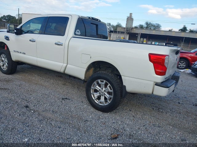 1N6BA1F49GN516132 Nissan Titan Xd Sl Diesel