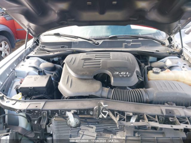 2C3CDZAG5JH172401 Dodge Challenger Sxt