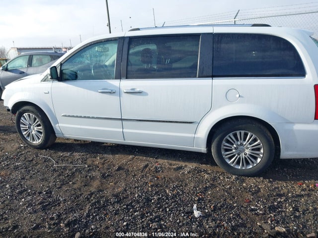 2C4RC1CG2ER300777 Chrysler Town & Country Touring-l 30th Anniversary