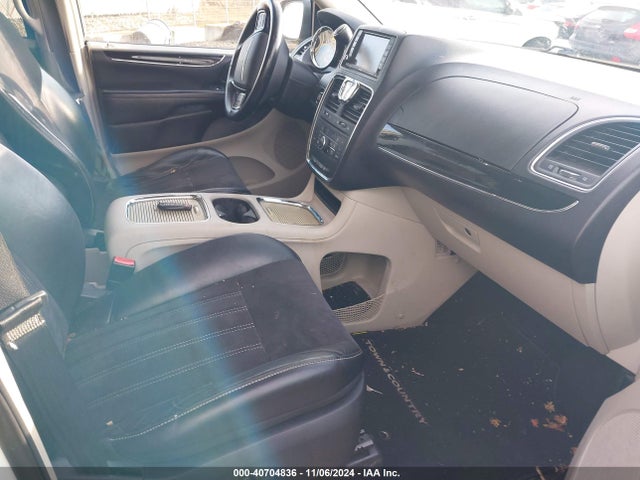 2C4RC1CG2ER300777 Chrysler Town & Country Touring-l 30th Anniversary