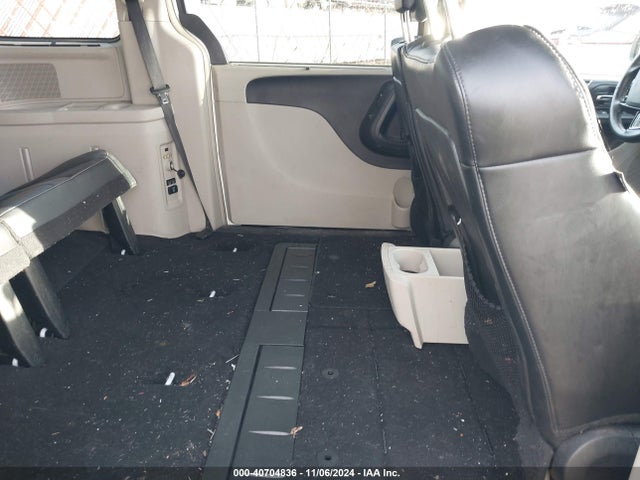2C4RC1CG2ER300777 Chrysler Town & Country Touring-l 30th Anniversary