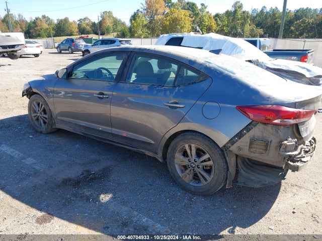 Hyundai Elantra Value Edition 2018 5NPD84LFXJH346272 Image 3