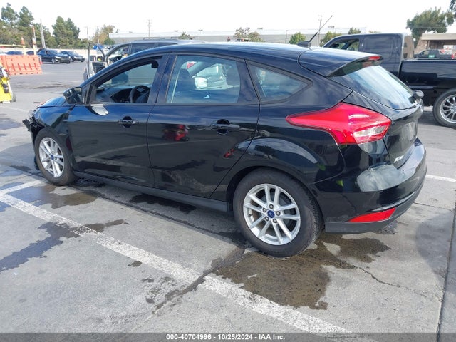 Ford FOCUS SE 2016 1FADP3K20GL369906 Image 3