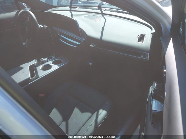 2024 CADILLAC LYRIQ 1GYKPTRK1RZ137980 Photo 4