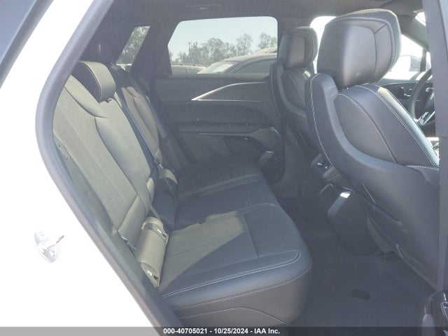 2024 CADILLAC LYRIQ 1GYKPTRK1RZ137980 Photo 7