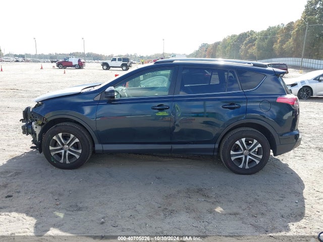 Toyota RAV4 LE 2018 JTMZFREV4JJ211390 Image 15