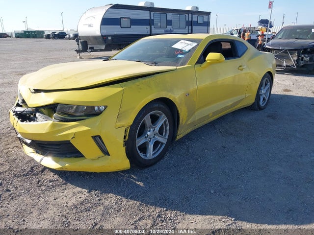 Chevrolet Camaro 1lt 2017 1G1FB1RXXH0179128 Image 2