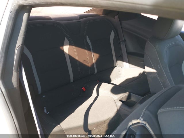Chevrolet Camaro 1lt 2017 1G1FB1RXXH0179128 Image 8