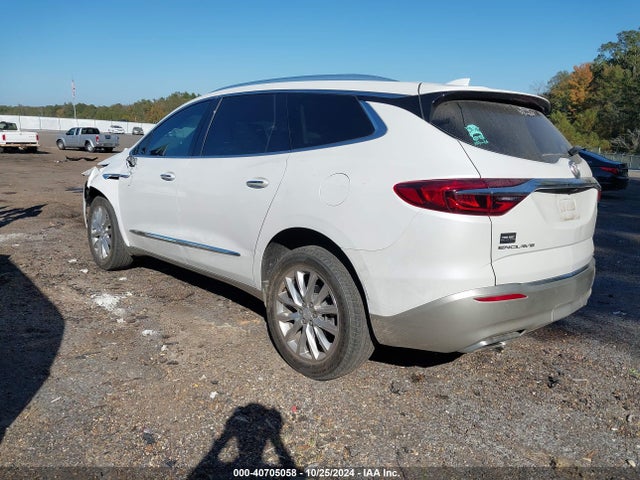 5GAERBKW8MJ117125 Buick Enclave Fwd Essence
