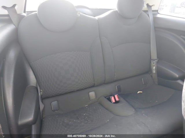 2007 MINI COOPER HARDTOP WMWMF33507TL78771 Photo 7