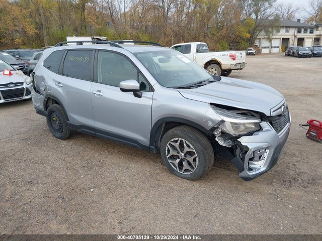 Subaru Forester Premium 2019 JF2SKAEC5KH517540 Image 1