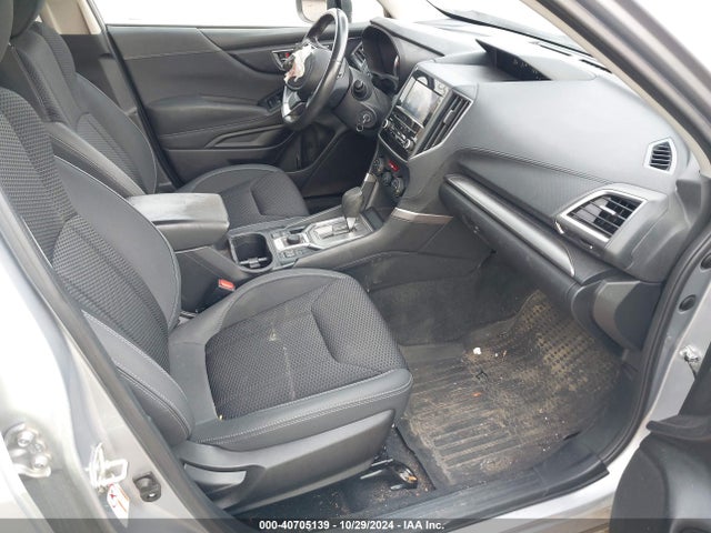 Subaru Forester Premium 2019 JF2SKAEC5KH517540 Image 5