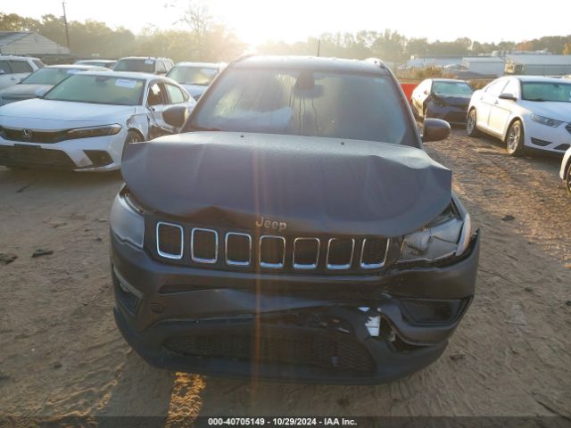 3C4NJCBB6LT177100 Jeep Compass Latitude Fwd