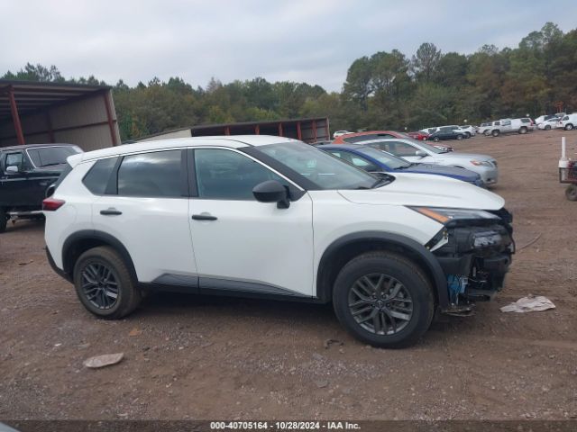 5N1BT3AA2PC791466 Nissan Rogue S Fwd