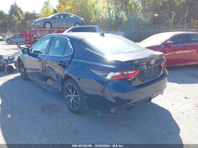 Toyota CAMRY SE 2022 4T1G11AK6NU662713 Image 3