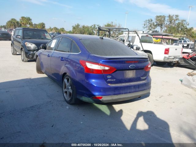 1FADP3J28EL127122 Ford Focus Titanium
