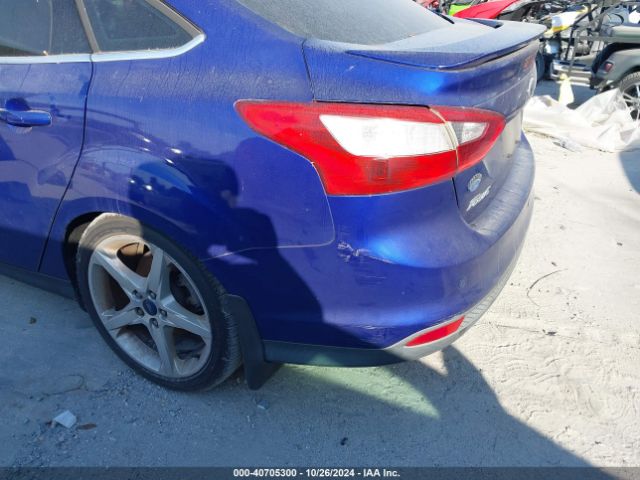 1FADP3J28EL127122 Ford Focus Titanium