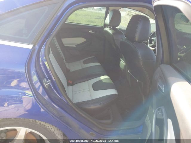 1FADP3J28EL127122 Ford Focus Titanium