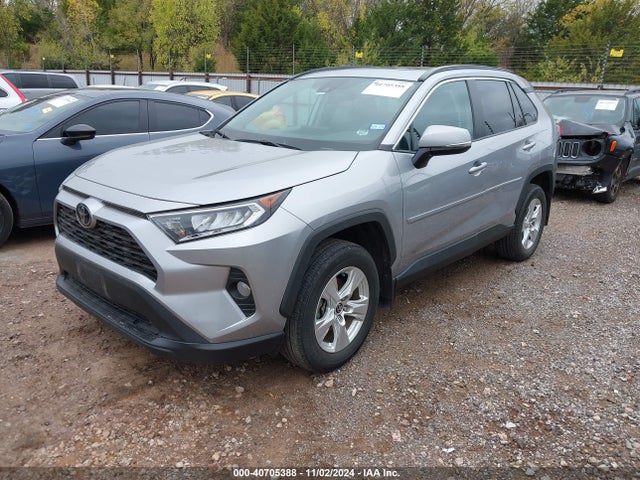 Toyota Rav4 Xle 2021 2T3W1RFV3MC136866 Image 2