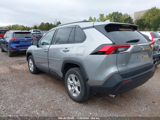 Toyota Rav4 Xle 2021 2T3W1RFV3MC136866 Image 3