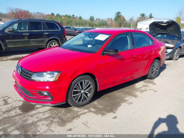 3VWDB7AJ7JM253274 Volkswagen Jetta 1.4t Se/1.4t Wolfsburg Edition