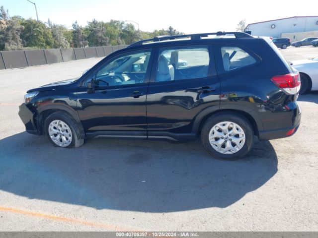 JF2SKACC8KH540555 Subaru Forester