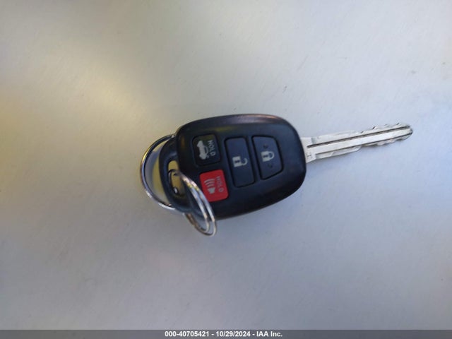 Toyota COROLLA LE 2017 5YFBURHEXHP625248 Image 11