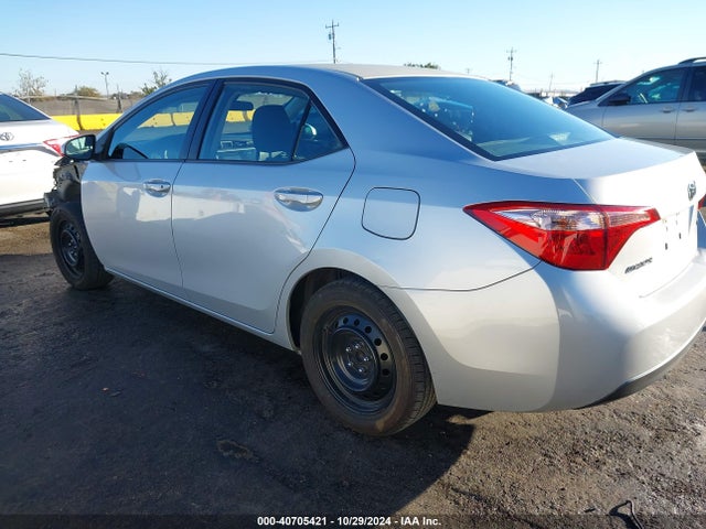 Toyota COROLLA LE 2017 5YFBURHEXHP625248 Image 3