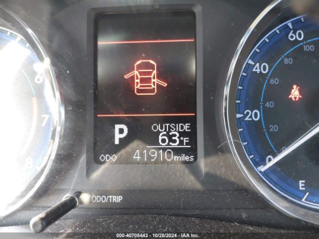5YFBURHE0KP910967 Toyota COROLLA LE