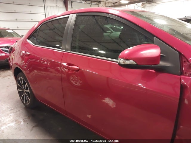 Toyota COROLLA SE 2018 5YFBURHE1JP786707 Image 13