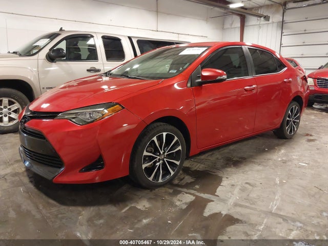 Toyota COROLLA SE 2018 5YFBURHE1JP786707 Image 2