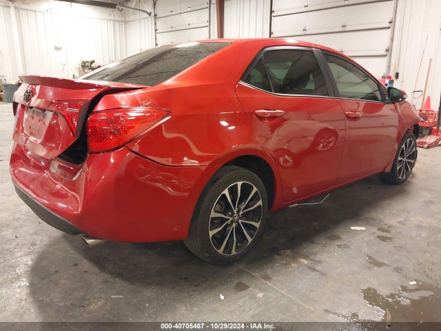 Toyota COROLLA SE 2018 5YFBURHE1JP786707 Image 4