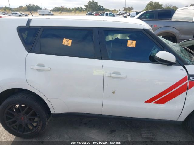 KNDJN2A28F7806444 KIA Soul