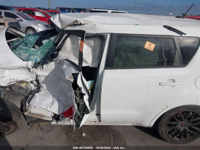 KNDJN2A28F7806444 KIA Soul