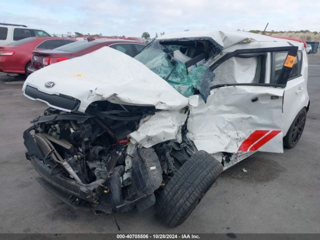 KNDJN2A28F7806444 KIA Soul