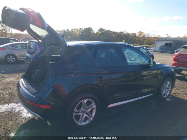 WA1ANAFY2J2230633 Audi Q5 2.0t Premium/2.0t Tech Premium