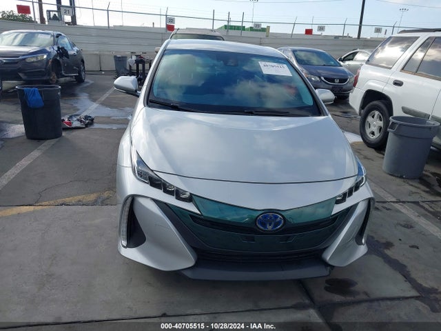 Toyota Prius Prime Premium 2017 JTDKARFP6H3009486 Image 12