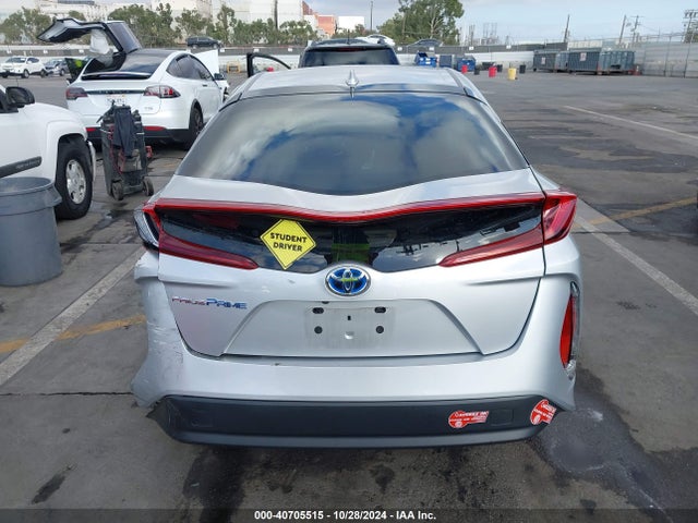 Toyota Prius Prime Premium 2017 JTDKARFP6H3009486 Image 16